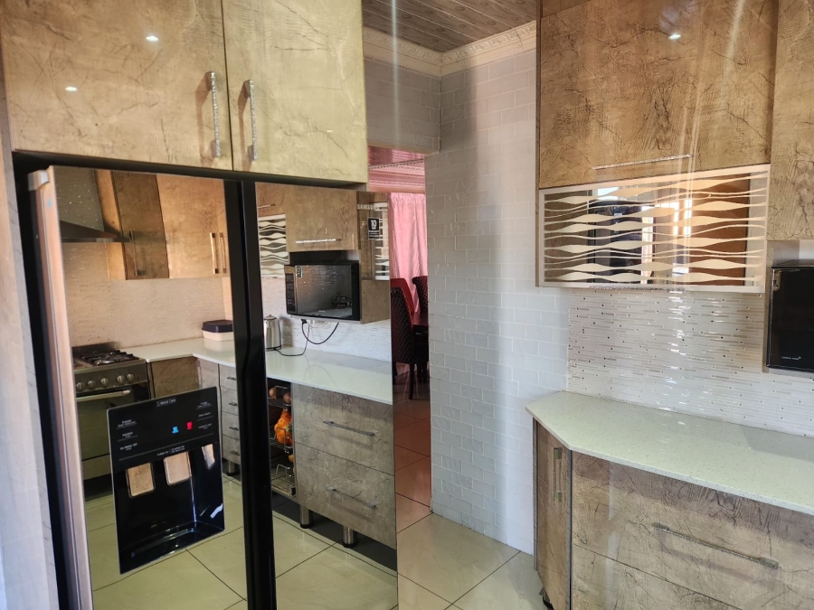3 Bedroom Property for Sale in Boitekong North West